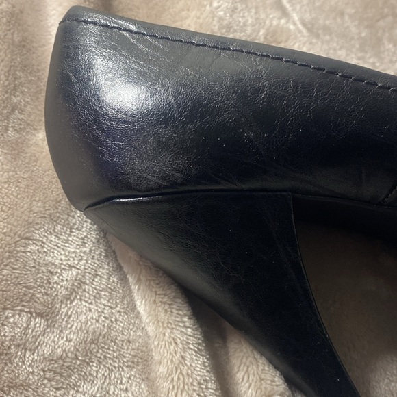 Z London Peep Toe Pump NWT - Size 10 - Picture 8 of 9